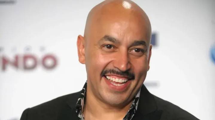 Lupillo Rivera desata polémica por libro y supuesta relación con Belinda