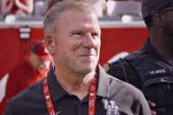Tilman Fertitta “Thrilled” With Willie Fritz and UH Football, Sees Return To Double Top 25 As Houston History