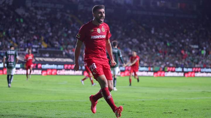 Paulinho y Toluca 'doman' al León y se llevan la victoria