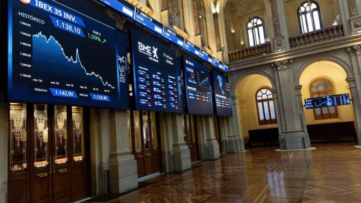 BBVA se revaloriza casi un 6% en Bolsa y el Sabadell pierde casi un 7% tras el fracaso de la OPA