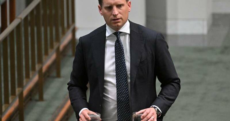 Backers hose down Hastie's fiery email to supporters