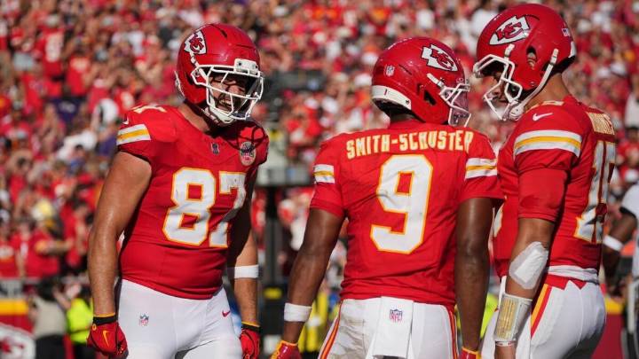 NFL picks, Week 7 spread, money-line and over/under predictions from SportsLine's self