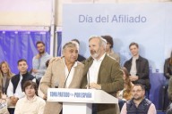 El lapsus de Pilar Alegría en Zaragoza: confunde a un cómico con Nayim y el PP se lanza al remate