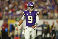 Deadspin | Vikings QB J.J. McCarthy practices for first time since Week 2
