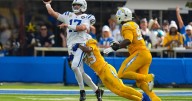Daniel Jones leads Colts to record-breaking offensive start, Raiders struggle in historic loss