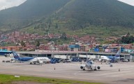 Aeropuerto de Cusco suspende operaciones por mantenimiento en pista de aterrizaje