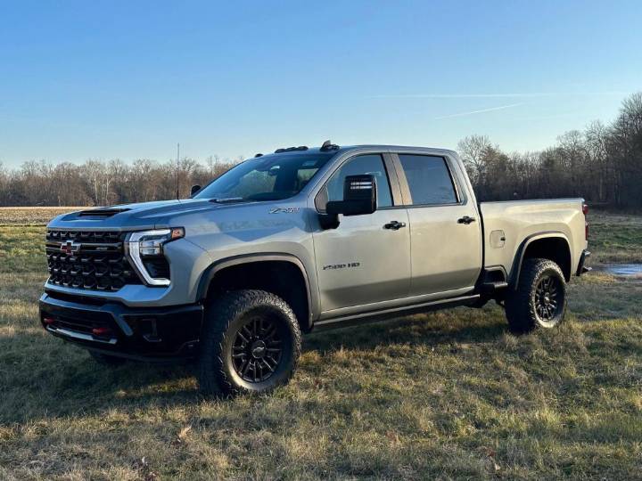 Trump sets 25% tariffs on medium, heavy-duty trucks; Ford cheers move