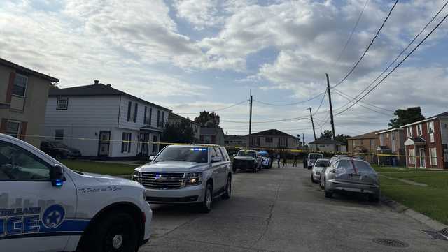 NOPD responds to deadly double shooting in Algiers