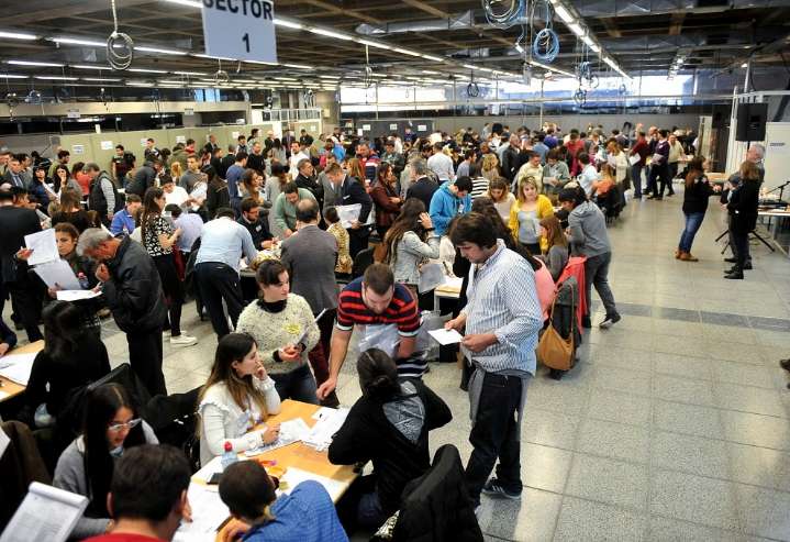 La CNE ordenó que los resultados de los comicios se informen por distritos