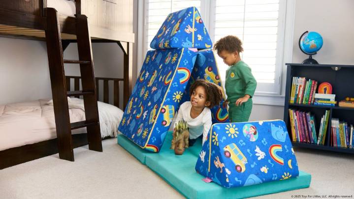 Ms. Rachel Launches Kids Play Couch With Nugget