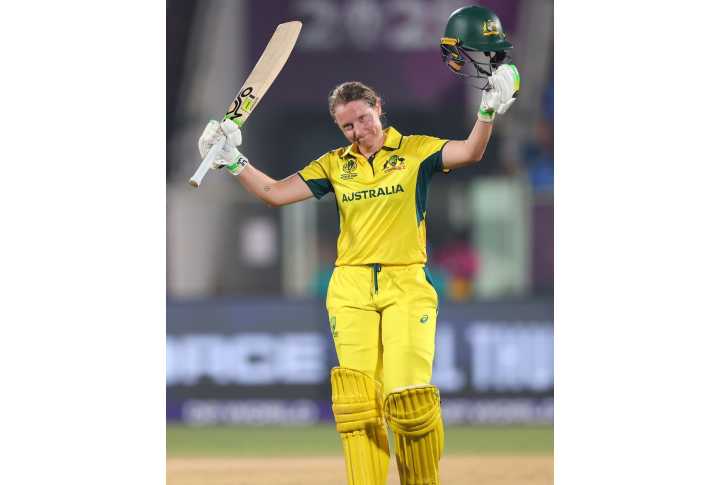 Healy’s masterclass ton powers Australia to record chase against India