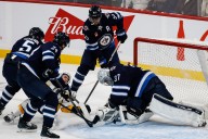 Jets fly by Predators in 4