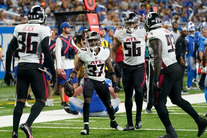 Roster moves: Patriots add former second-round pick, starting safety to roster