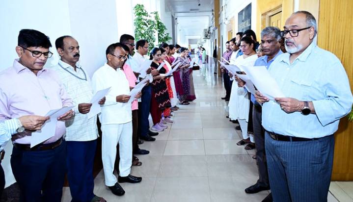 National Unity Day Observed At Loka Seva Bhawan With Oath