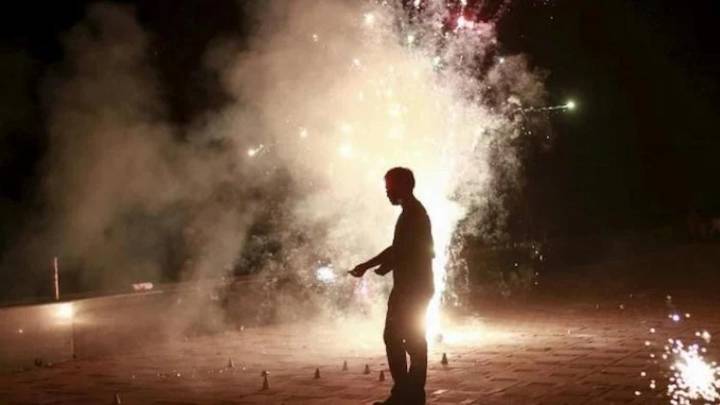 Day after Diwali: Delhi’s AQI hits ‘very poor’ with several areas in severe red zone