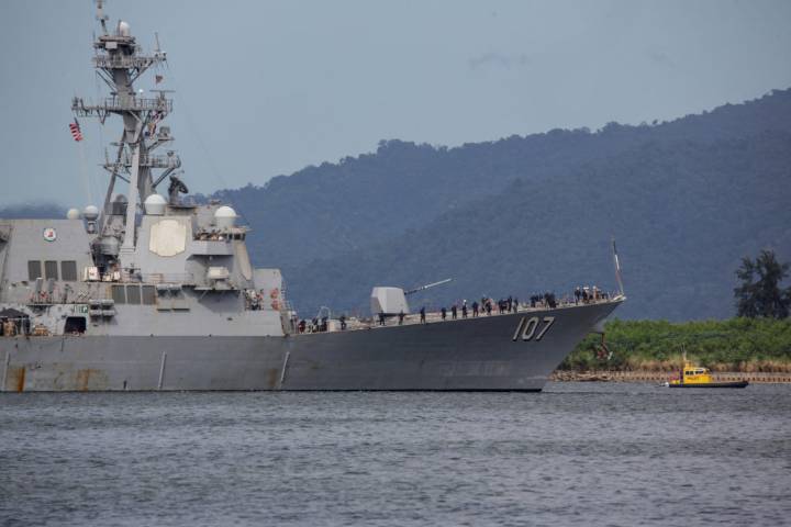 U.S. warship docks in Trinidad and Tobago, ramping up pressure on Venezuela