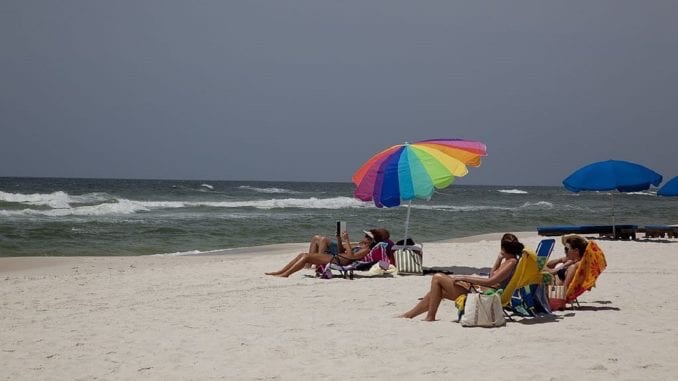 Couple Who Never Left Resort for Even a Second Claim to Have "Visited Mexico"