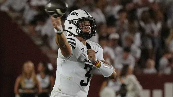Iowa State vs Cincinnati prediction. Can the Cyclones remain perfect?