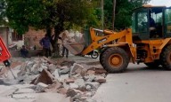 Obras Públicas de la Capital realizó tareas de bacheo en Av. Colón sur y en el barrio Borges