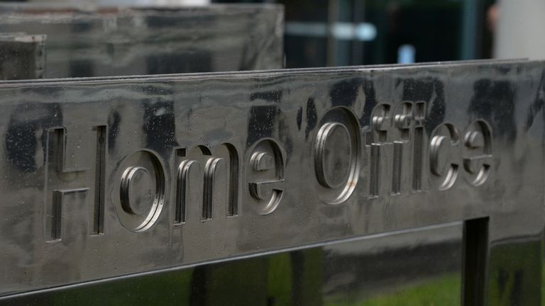British citizenship 'legal loophole' closed to bar extremists