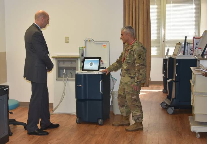 Military medical facilities aim to woo back Medicare