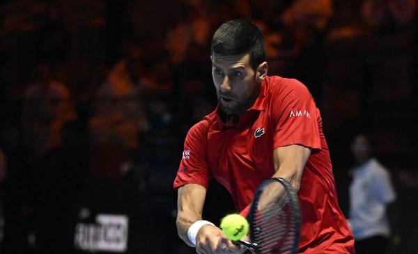 Djokovic dice que planea seguir jugando, inspirado por Ronaldo, LeBron y Brady