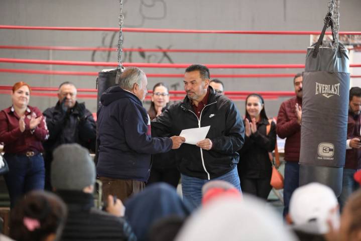 Entrega CPC apoyos a familias afectadas por lluvias