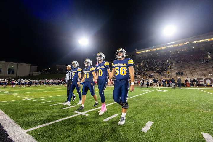 Small-school football rankings for Oct. 27: Northwestern, Notre Dame move to 10