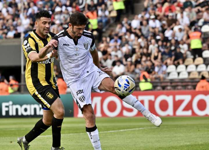 Gimnasia de Mendoza asciende a la Primera División tras vencer a Deportivo Madryn en penales