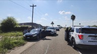 Persona que presuntamente conducía a 83 MPH es arrestada tras protagonizar persecución