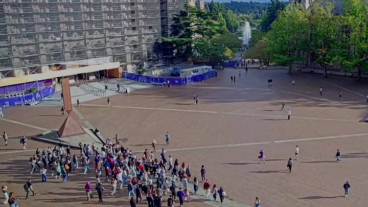 Mob of UW students chase man after Nazi salute