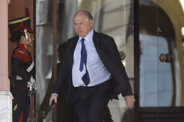 Estuvo menos de un año. Gerardo Werthein le presentó a Milei su renuncia como canciller