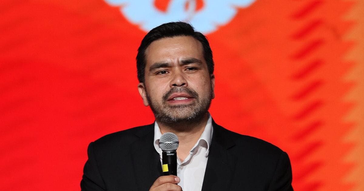 Tilda Álvarez Máynez el modelo de gobierno como 'no sostenible'