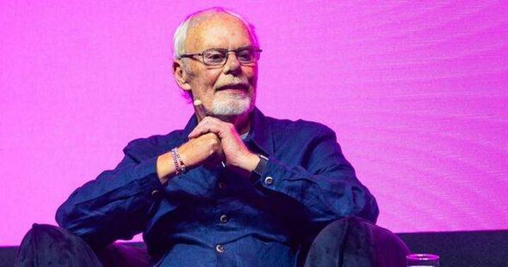 BBC star Bob Harris supported as he says he feels 'very low' amid cancer fight