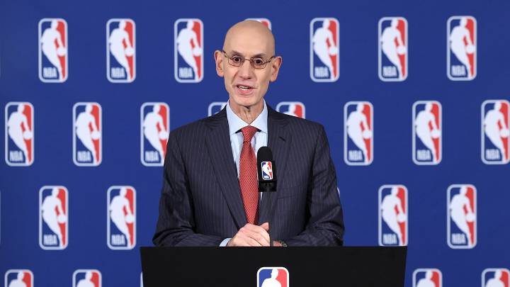NBA's Adam Silver 'deeply disturbed' by Billups, Rozier gambling indictments