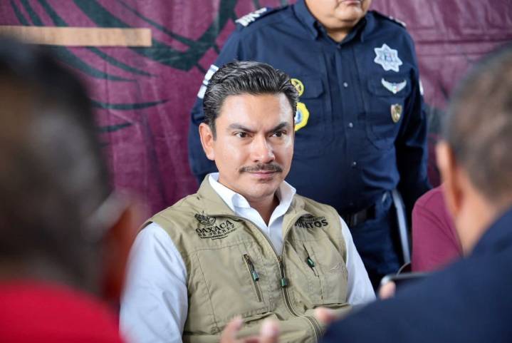 Garantizan panteones seguros y limpios para el Día de Muertos