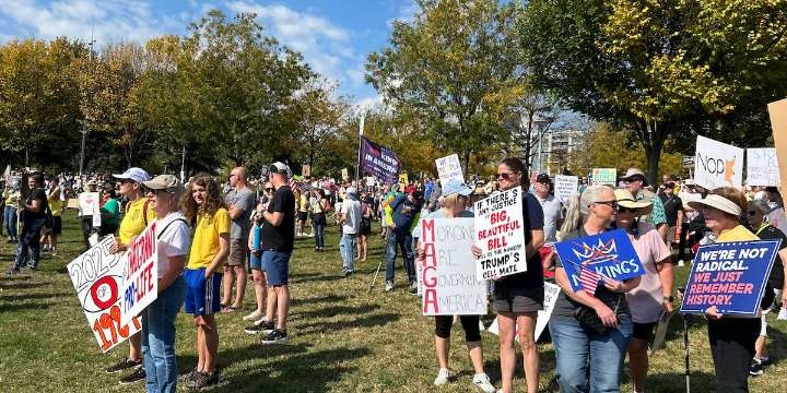 ‘We’ve got to show up.’ Cincinnatians gather for ‘No Kings’ protest