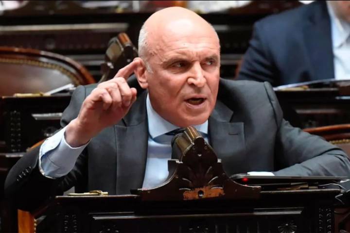 José Luis Espert pidió licencia hasta el final de su mandato como diputado