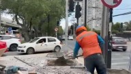 Niña de 4 años cayó en alcantarilla en Maipú: ¿Quién se hace responsable del estado de estas infraestructuras?