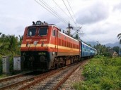WB: 3 injured in fall on Bardhaman railway station footbridge