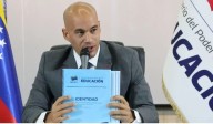 Ministerio de Educación inició debate sobre tareas escolares