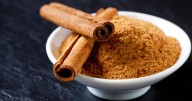 Scots gardeners told to sprinkle cinnamon powder on lawns this October