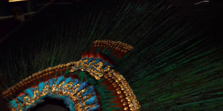Piden a Sheinbaum gestionar la devolución del “Penacho de Moctezuma” en Austria