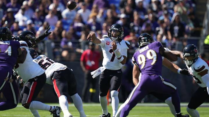Texans break Baltimore curse with dominant 44