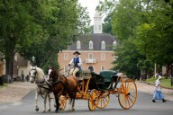 Colonial Williamsburg sells public bonds for the first time