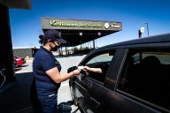 Hacienda debe explicar condicionamiento de nuevas placas por verificación