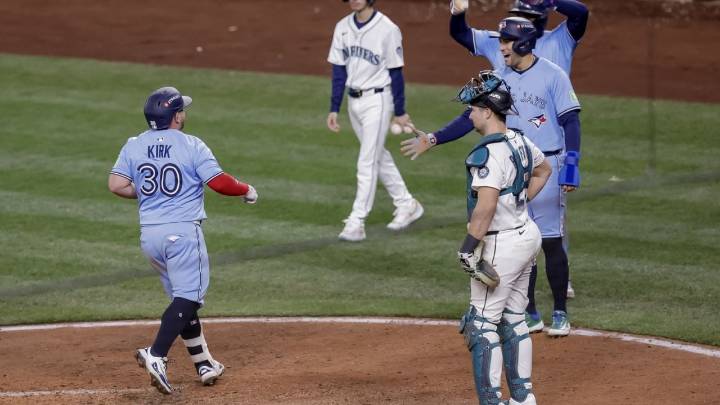 MLB: Kirk brilla en la paliza de los Blue Jays sobre los Mariners en la Serie de Campeonato