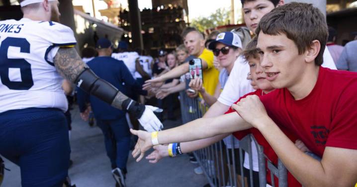 College football traditions: 'Nebraska Nice' fans pride themselves on being friendly to visitors