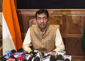 Tourism Boost on Cards, Srinagar Undergoes Major Transformation: Div Com
