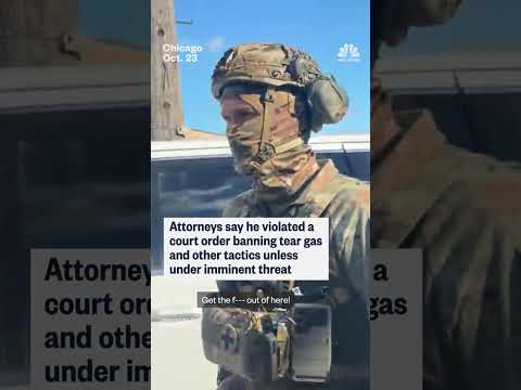 Border Patrol commander appears to throw tear gas at protestors